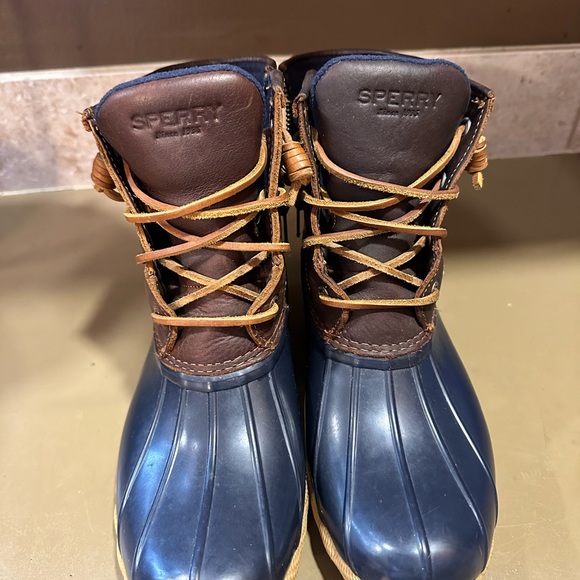 Sperry Duck Boots - Picture 3 of 4